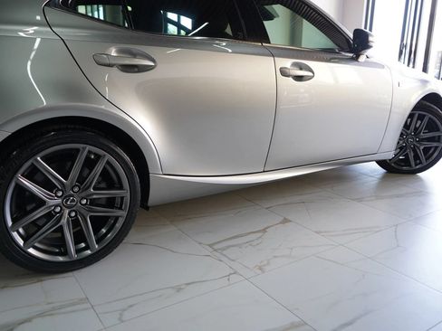 Used 2017 Lexus IS 350 F Sport RWD image 5