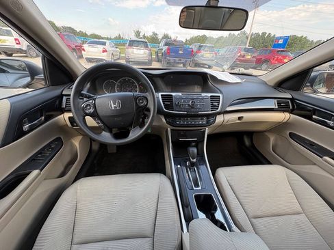 Used 2017 Honda Accord LX image 20