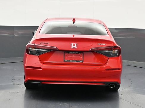 Used 2025 Honda Civic Sport image 4