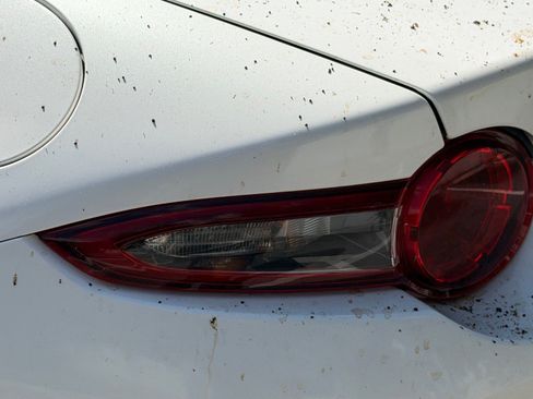 Used 2016 MAZDA MX-5 Miata Grand Touring RWD image 12
