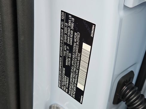 New 2026 Volvo XC40 B5 Plus w/ Protection Package Premier image 20