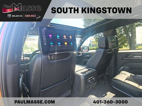 Used 2025 GMC Yukon Denali w/ Denali Reserve Package AWD/4WD image 24