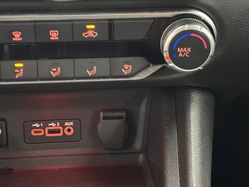 Used 2024 Nissan Sentra SV FWD image 28
