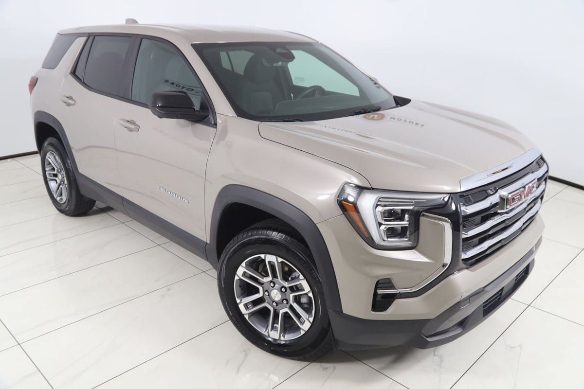 Used 2025 GMC Terrain Elevation w/ Technology Package II AWD/4WD image 18
