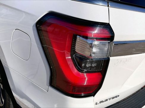 Used 2021 Ford Expedition Limited w/ Cargo Package image 31