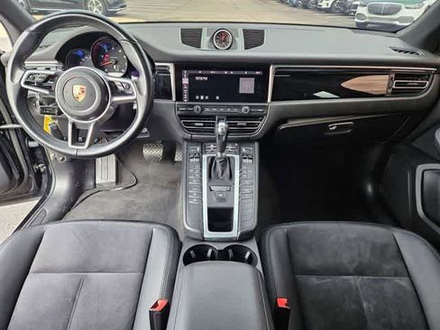 Used 2020 Porsche Macan image 17