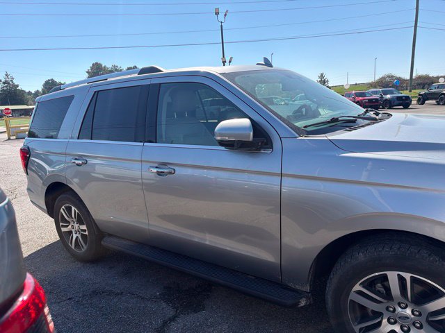 Used 2024 Ford Expedition Limited RWD image 28