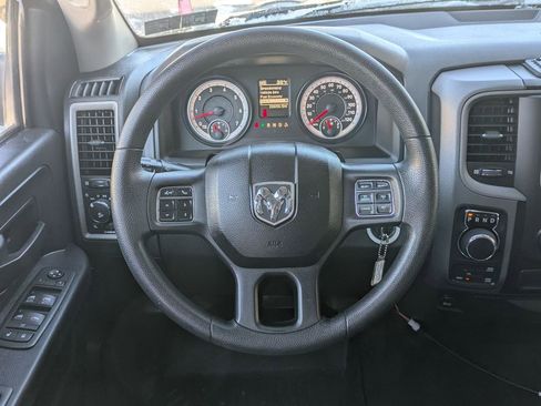 Used 2014 RAM 1500 Express AWD/4WD image 18