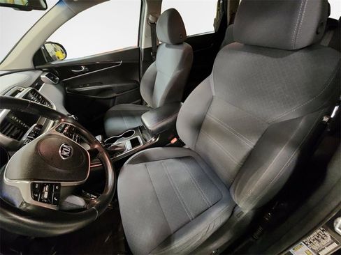 Used 2019 Kia Sorento LX w/ Option Group 020 image 11