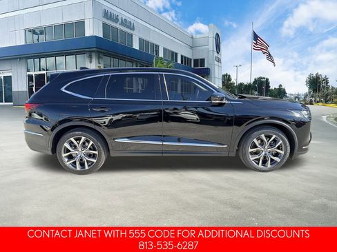 Used 2023 Acura MDX FWD w/ Technology Package image 3