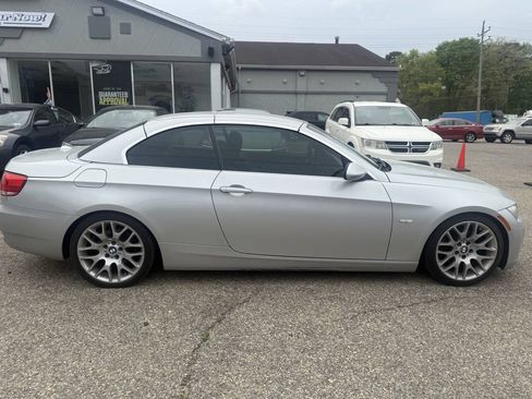 Used 2008 BMW 328i Convertible RWD image 16