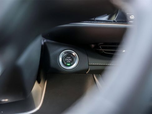 Used 2023 Buick Envision Essence w/ Sport Touring Package image 22