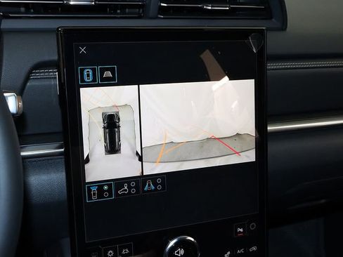 New 2026 GMC Terrain Elevation w/ Elevation Premium Package image 19