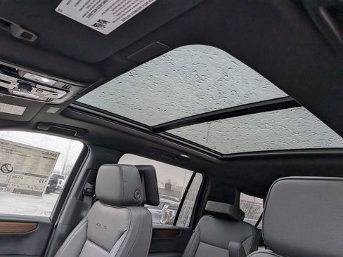 New 2026 GMC Yukon XL Denali w/ Denali Reserve Package image 15