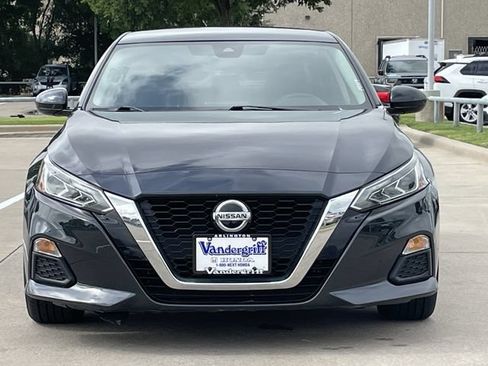 Used 2021 Nissan Altima 2.5 SV FWD image 7