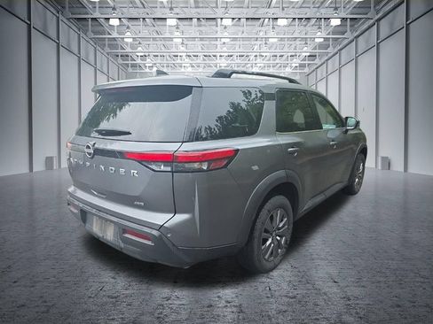 Certified 2025 Nissan Pathfinder SV AWD/4WD image 9