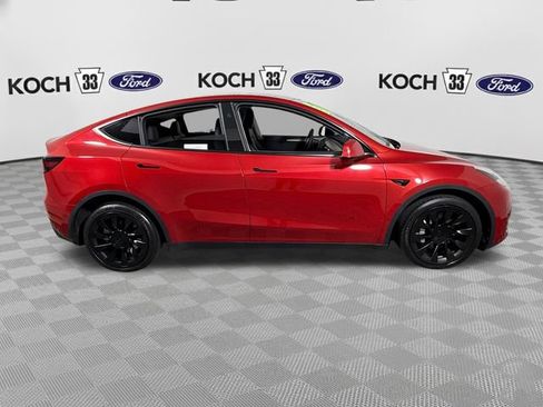 Used 2023 Tesla Model Y Long Range AWD/4WD image 9