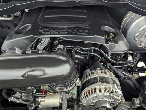 Used 2021 RAM 1500 Laramie image 12