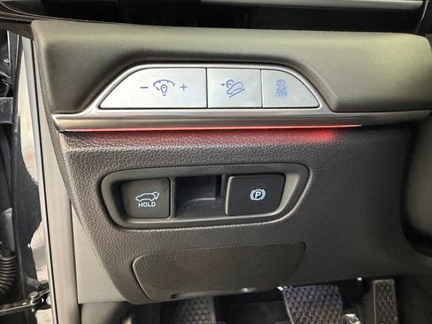 Used 2025 Genesis GV80 2.5T Standard AWD/4WD image 44