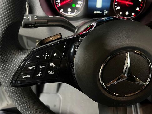 Used 2025 Mercedes-Benz Sprinter 2500 image 20