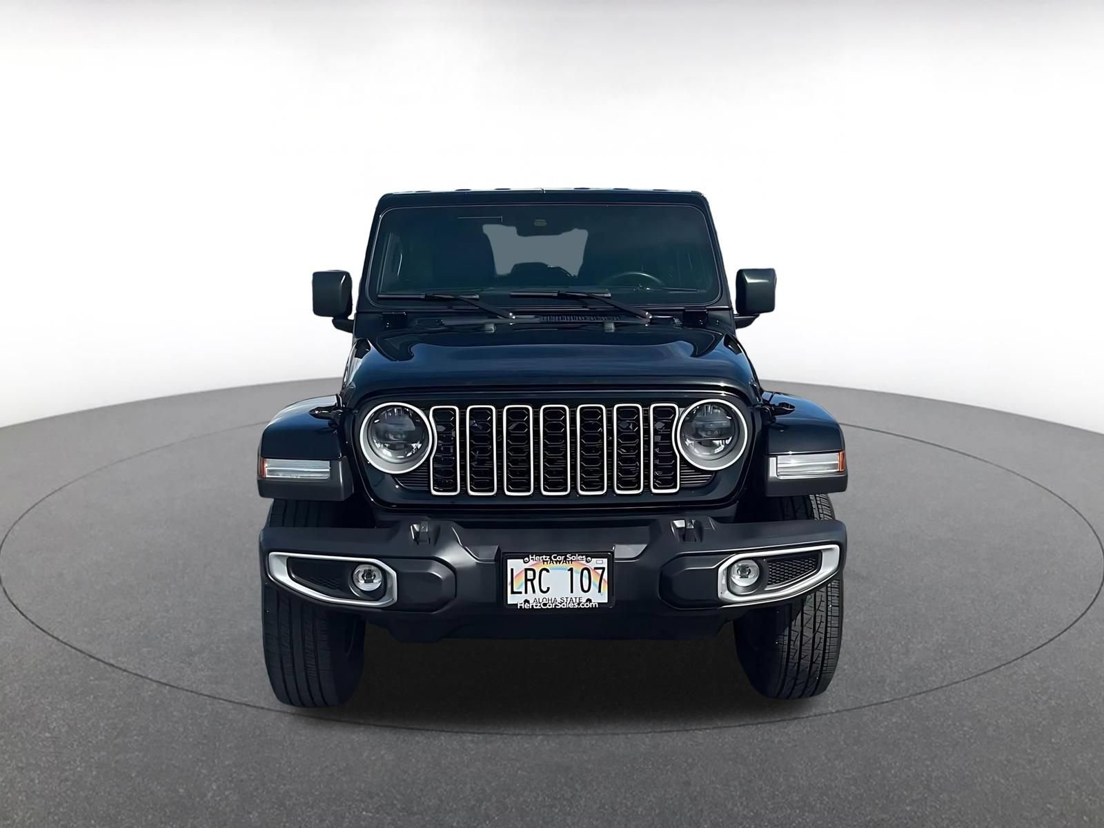 Used 2025 Jeep Wrangler Unlimited Sahara AWD/4WD image 3