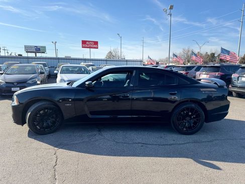 Used 2014 Dodge Charger R/T image 6