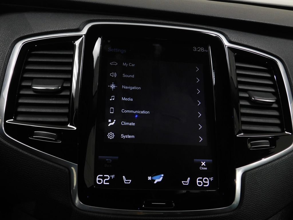 Used 2017 Volvo XC90 T6 Momentum w/ Vision Package AWD/4WD image 48