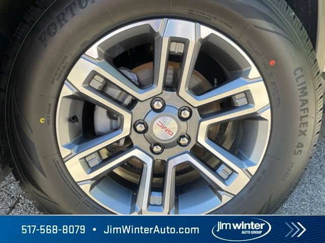 Used 2026 GMC Terrain Elevation AWD/4WD image 3