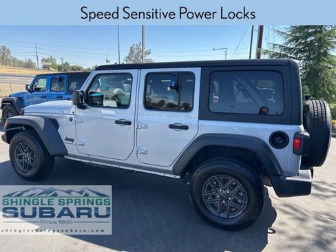 Used 2024 Jeep Wrangler Sport S image 8