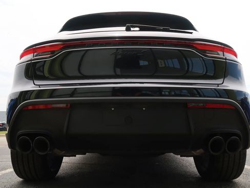 Used 2025 Porsche Macan S AWD/4WD image 10