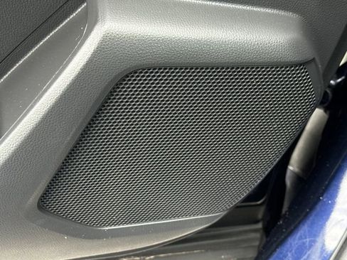 Used 2023 Toyota Highlander XLE image 30