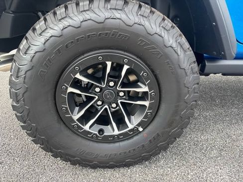 Used 2026 Jeep Wrangler Unlimited Rubicon 392 w/ Quick Order Package 27X Moab AWD/4WD image 9