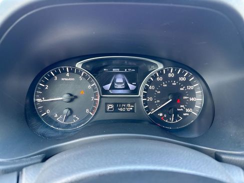 Used 2015 Nissan Pathfinder SL AWD/4WD image 12