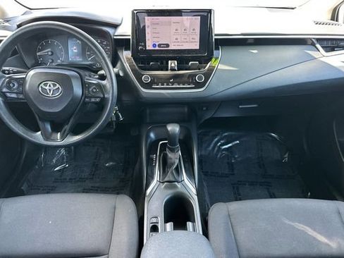 Certified 2023 Toyota Corolla LE image 17