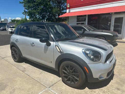 Used 2012 MINI Cooper Countryman S AWD/4WD image 3