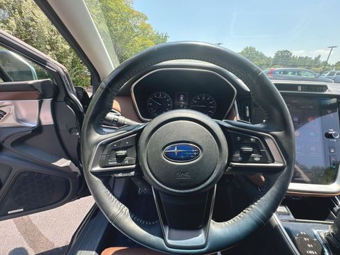 Used 2020 Subaru Outback Touring XT AWD/4WD image 18