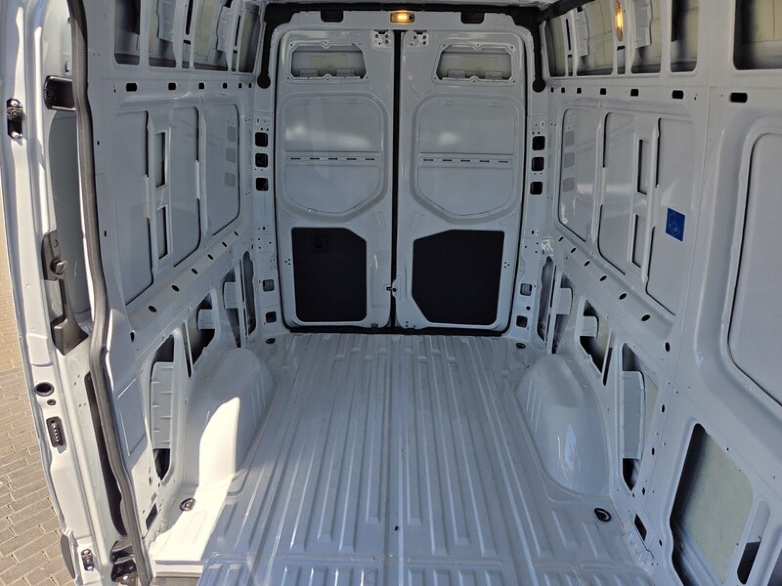 New 2026 Mercedes-Benz Sprinter 2500 image 15