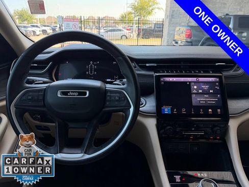 Used 2021 Jeep Grand Cherokee L Limited AWD/4WD image 7