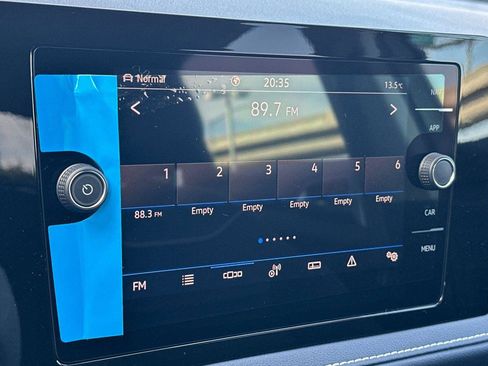 New 2026 Volkswagen Taos SEL image 17