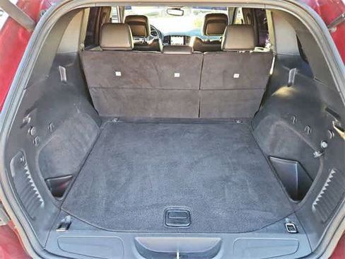Used 2019 Jeep Grand Cherokee Altitude image 33
