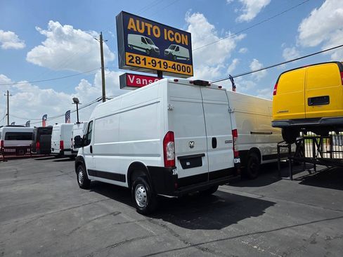 Used 2025 RAM ProMaster 2500 w/ Convenience Group FWD image 25