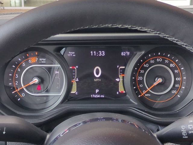 Used 2026 Jeep Wrangler Unlimited Sahara AWD/4WD image 26