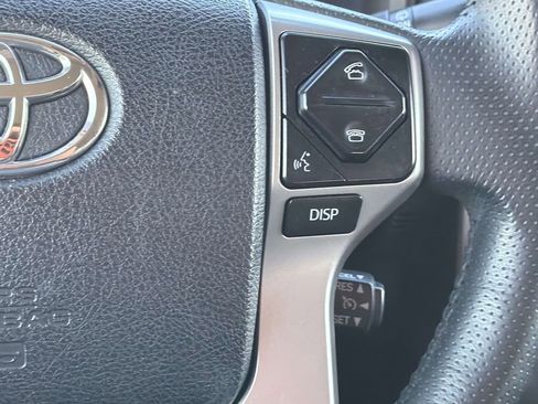 Certified 2018 Toyota 4Runner SR5 image 11