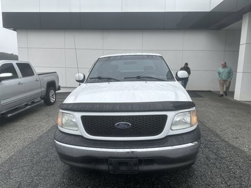 Used 2002 Ford F150 XLT image 9