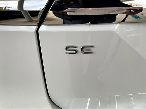 New 2026 Volkswagen Atlas SE image 7