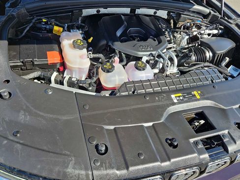 Used 2022 Jeep Grand Cherokee Overland w/ MOPAR Finishing Package image 15