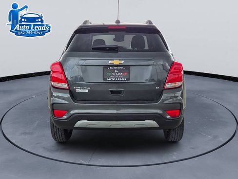 Used 2017 Chevrolet Trax LT w/ LT Convenience Package AWD/4WD image 7