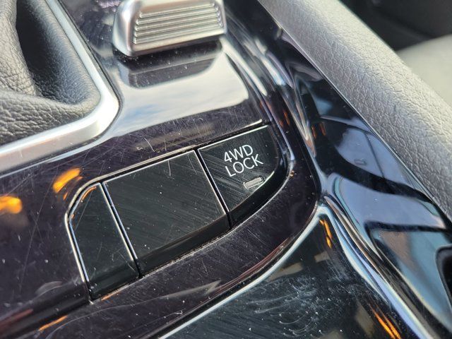 Used 2025 Jeep Compass Limited AWD/4WD image 14