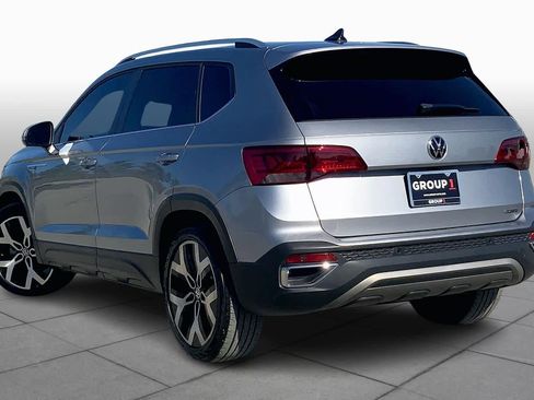 Used 2022 Volkswagen Taos SEL image 11