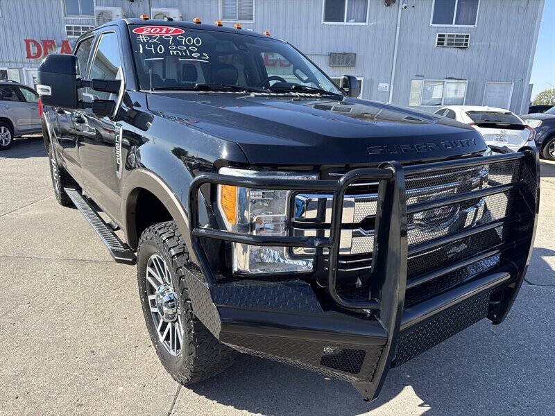 Used 2017 Ford F250 Lariat w/ Lariat Ultimate Package AWD/4WD image 11